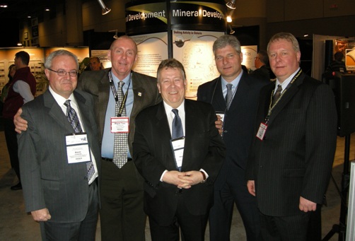 (L to R) Ontario Deputy Minister of Northern Development and Mines, Kevin Costante; Timmins Mayor, Tom Laughren; Ontario Minister of Northern Development and Mines, Honourable Michael Gravelle; Ontario Mining Association President, Chris Hodgson; Ontario Prospector Association Executive Director, Garry Clark